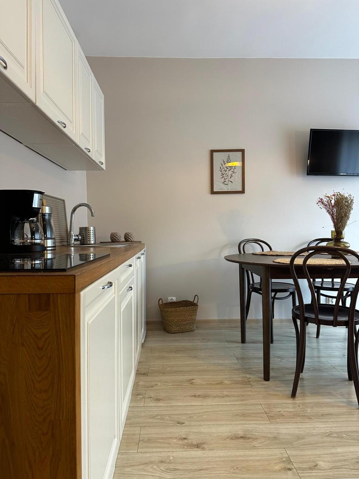 Apartamenty Lavenderia Z Widokiem Na Gore Parkowa, Blisko Centrum Kudowa Zdroj Luaran gambar